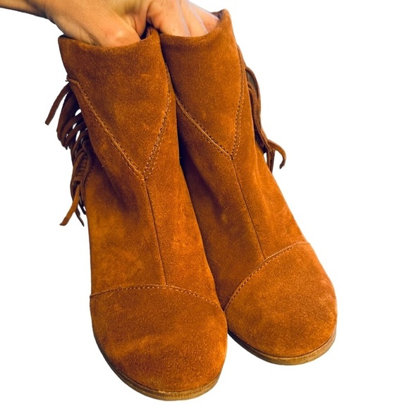 TOMS Lunata Fringe Western Style Boots Booties women’s 8.5 main image 3